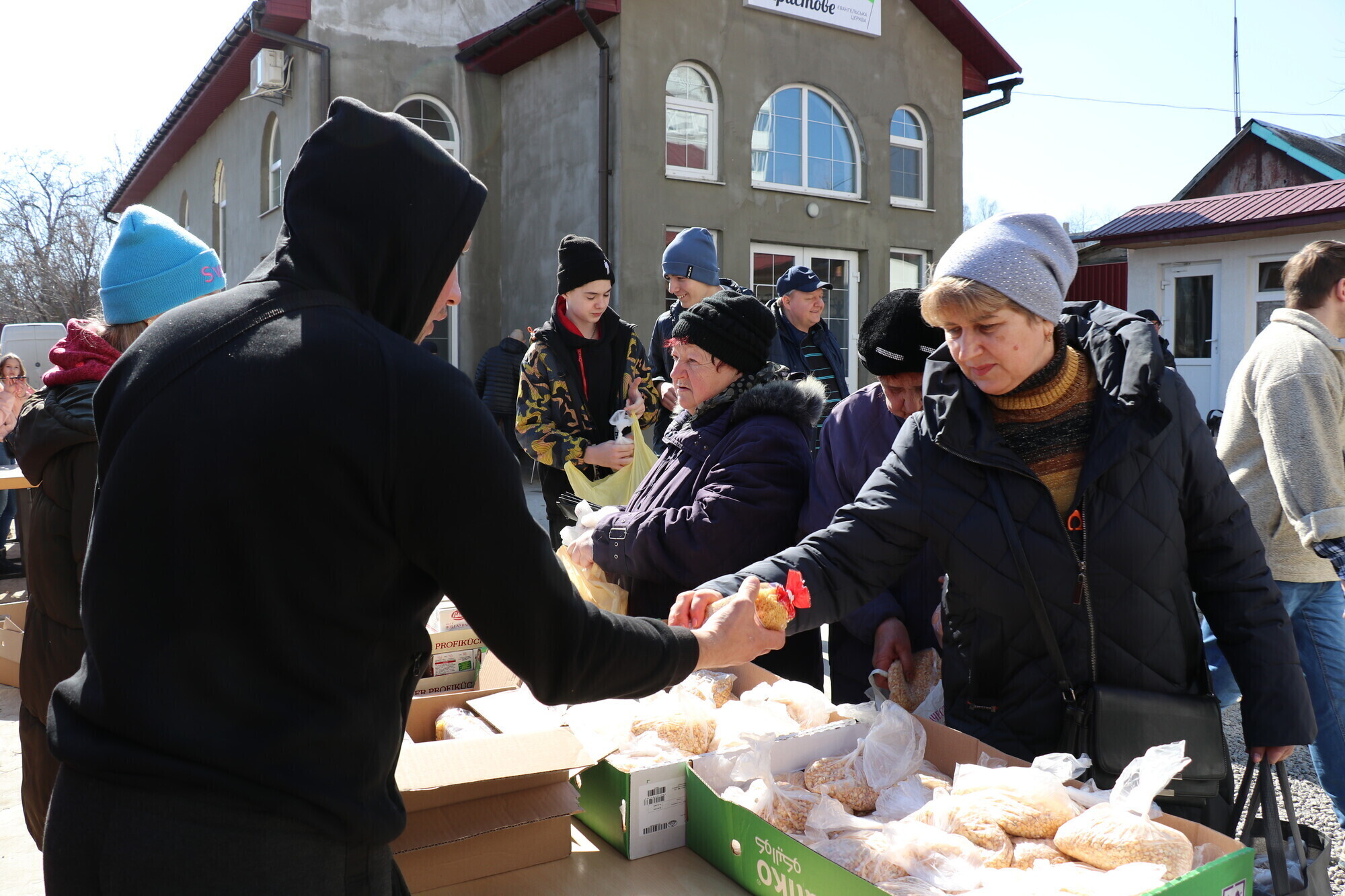 Ukrainian citizens getting relief
