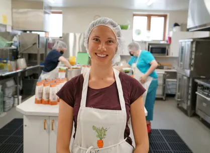 Alexis Lopez cooks up a batch of delicious soup for The Raw Carrot, a social enterprise that provides meaningful employment for those on long-term disability. Alexis is a student intern with MCC. The
