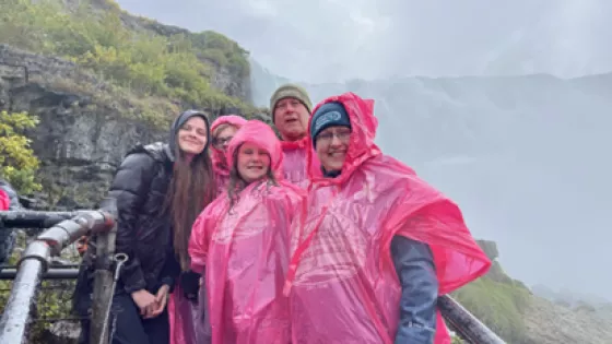 Daisy Toews, Cadence Miller, Keilana Miller, Rod Miller and Melanie Miller visit Niagara Falls